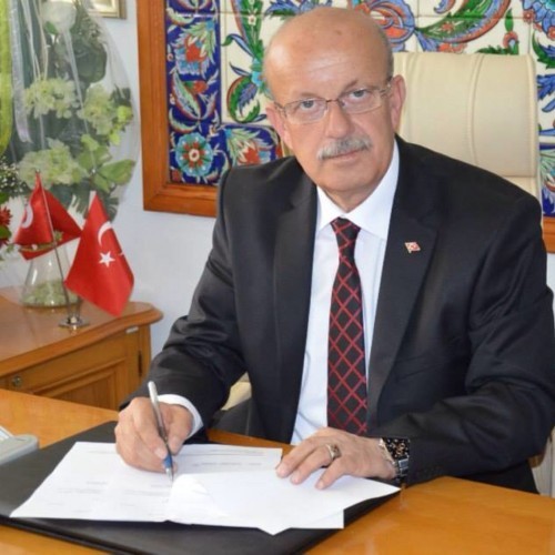 Cuma Namazını Kıldı! Bu Kişinin Kim Olduğuna İnanamayacaksınız!