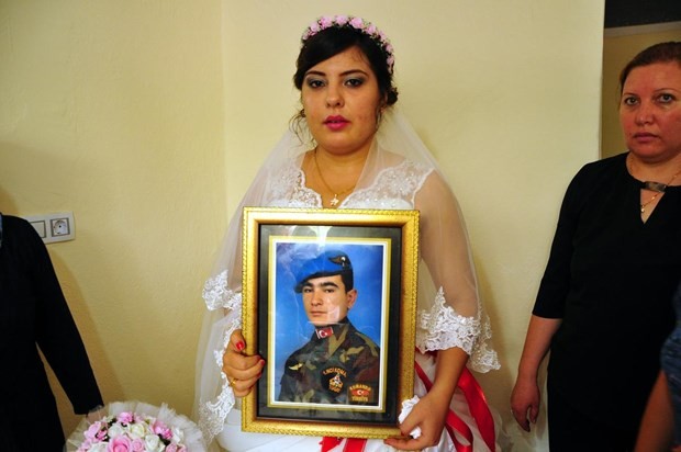 HAKKARİ'DE AKIL ALMAZ OLAY! DAMAT GELEMİYİNCE...