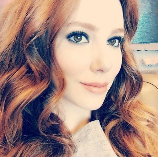 Makyajsız Sıla Şaşırttı! Onu Bu Halde Gören Hayranları..