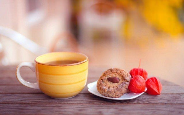 IHLAMUR KAYNATTIĞINIZ SUYU SAKIN DÖKMEYİN! ASLINDA IHLAMURUN ASIL FAYDALARI ŞAŞIRTACAK!