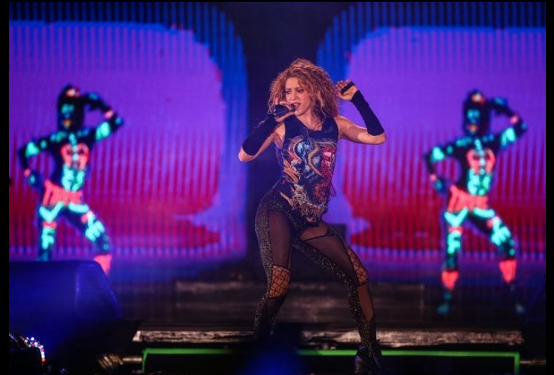 Shakira konserine ünlüler akın etti