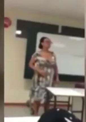 ÖĞRETMEN BİYOLOJİ DERSİNİ BÖYLE VERİNCE VELİLERDEN ŞİKAYET YAĞDI!!GİZLİ KAMERAYA GÖRÜNTÜLER BÖYLE YANSIDI!! ŞOK OLACAKSINIZ!!