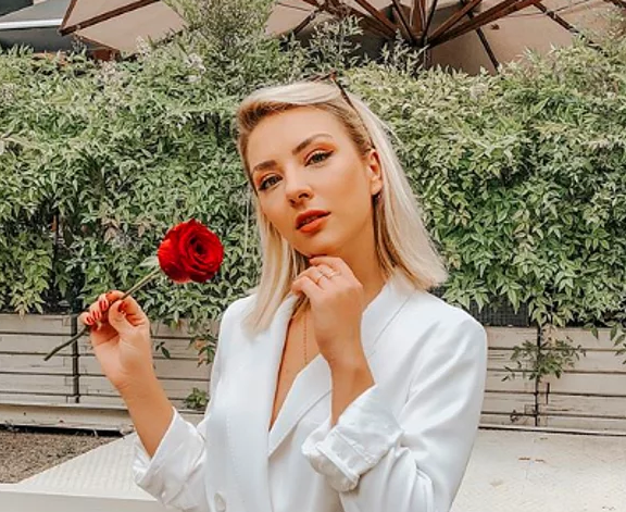YouTube ve Instagram Onlardan Soruluyor! Sosyal Medya Paylaşımlarıyla Adlarından Söz Ettiren Kadın Influencerlar