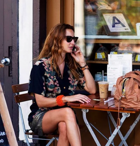 Moda Çevreleri Tarafından Parmakla Gösterilen Stili ile Global Moda İkonu Ece Sükan!