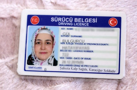 EHLİYETİNE YAZDI! GÖRENLER ŞOKE OLDU! BU EHLİYETE DİKKAT! DOKTORU BİLE PANİKLEDİ!