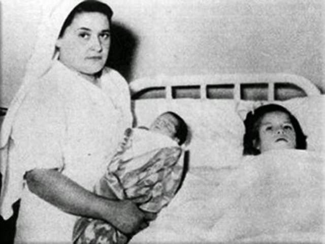 Şok! 5 yaşında anne oldu...