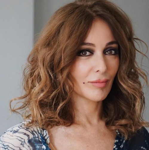Kara Sevda'nın Leyla'sı Zerrin Tekindor Bakın Kimle Beraber? Ondan Bile Ünlü Biri Çıktı!
