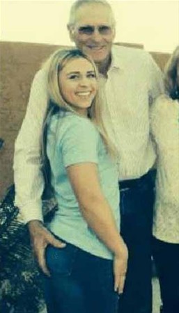 AİLE FOTOĞRFLARINI ABARTINCA ORTAYA BU GÖRÜNTÜLER ÇIKTI..! ŞOK OLACAKSINIZ..!
