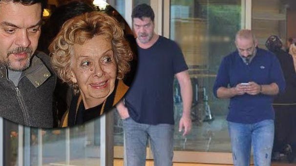 Beyazıt Öztürk'ten Acı Haber!