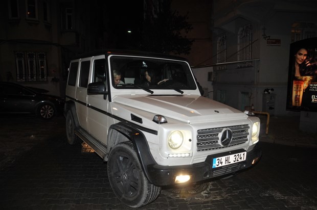 KİMSE FARK ETMEZ SANDI AMA... YENİ BOŞANAN ASENA BU FOTOĞRAFLA FENA REZİL OLDU...