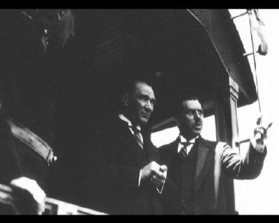 Ulu Gazi Mustafa Kemal Atatürk'ün Bilinmeyen Fotografları