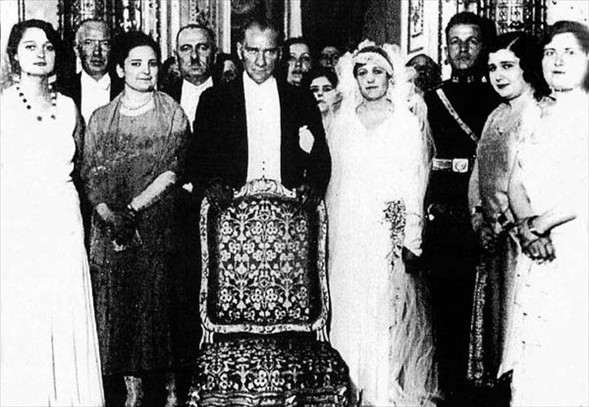 Ulu Gazi Mustafa Kemal Atatürk'ün Bilinmeyen Fotografları