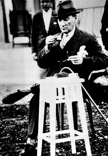 Ulu Gazi Mustafa Kemal Atatürk'ün Bilinmeyen Fotografları