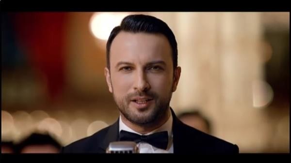 Megastar Tarkan bakın oyunu kime verecekmiş!