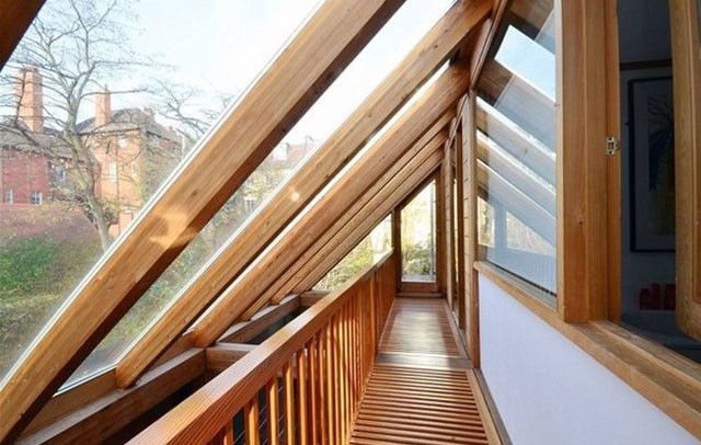 1 yıl önce aldığı evi 36 katına sattı!
