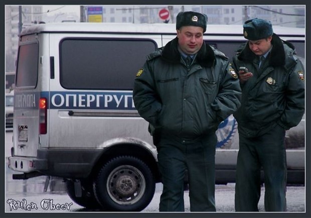 Rusya'nın polisleri görenleri sersemletti!!!