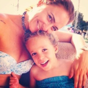 Ceyda Düvenci'nin Bu Şirin Kızının Öyle Bir Hastalığı Var ki...