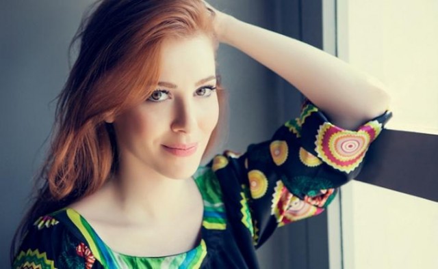 Elçin Sangu isyan etti !