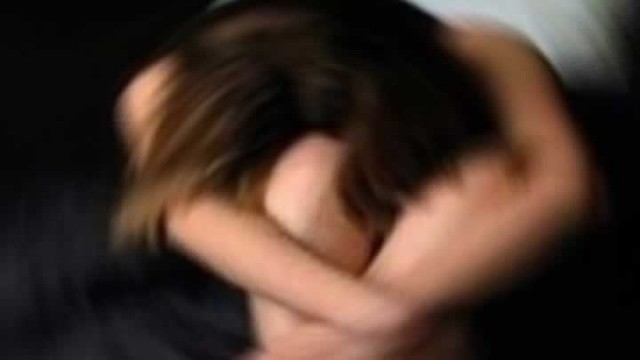 EVE ALKOLLÜ GELDİ! KIYAFETLERİMİ ÇIKARMAK İSTEDİ...