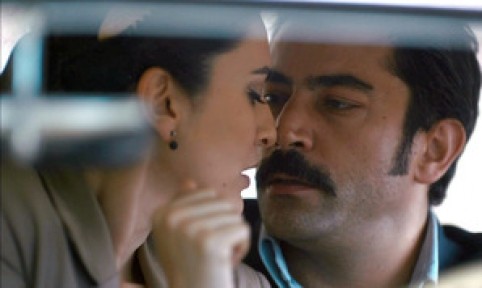Dizi Bitti İmaj Değişti! İşte Kenan İmirzalıoğlu'nun Yeni İmajı..