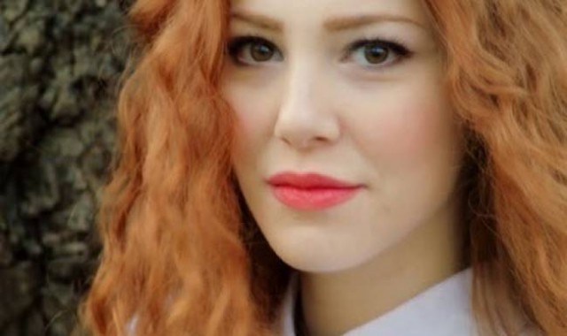 KULAKLARINIZA İNANAMAYACAKSINIZ... BAKALIM PARA İÇİN NE KADAR İLERİ GİDECEK...ELÇİN SANUYA DUDAK UÇUKLATAN TEKLİF AMA..