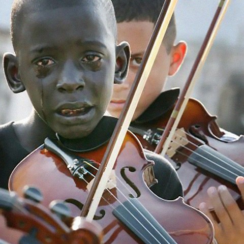 BU FOTOĞRAFLARA DİKKATLİ BAKIN..! FARK EDİNCE ŞOK OLACAKSINIZ !