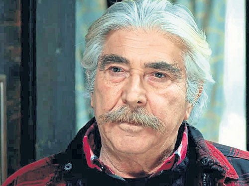 ERDAL ÖZYAĞCILAR: "YALNIZ KALDIM, ARTIK BİR TEK ... VAR" DEDİ