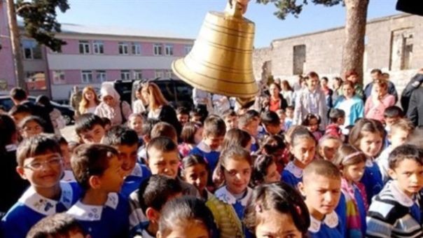 Yarın okullar tatil mi?