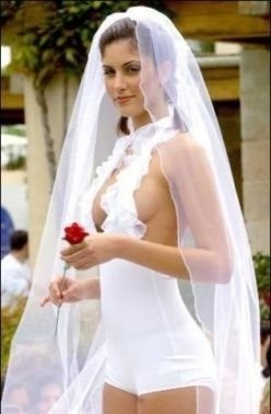 Damat istediği gelinliği almayınca UTANMAZ gelin bakın ne yaptı!! Düğün günü skandal!