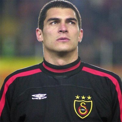 Galatasaray'ın eski kalecesi Mondragon'un yeni mesleği herkesi şaşırttı !