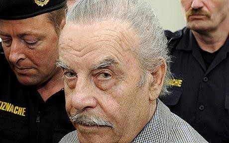 ÖZ KIZINDAN 7 ÇOCUĞU OLMUŞ HEPSİNİ DE... ALLAH'IM BU NASIL BİR İNSAN BÖYLE?