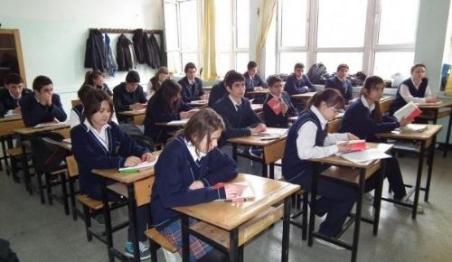 Son Dakika!! Okullar 2 Gün Tatil Edildi!!