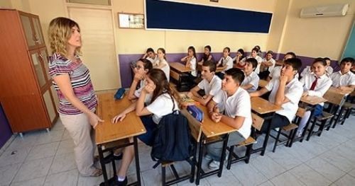 Son Dakika!! Okullar 2 Gün Tatil Edildi!!