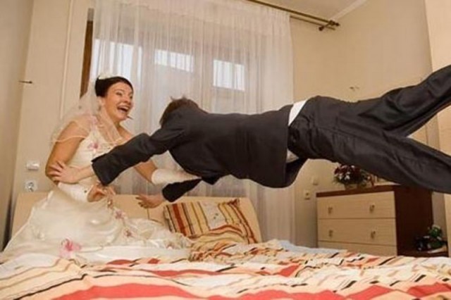 İlk gece neden gerdeğe gireriz ? İşte cevabı...