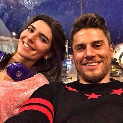 Gizli gizli konuşurlarken kameralara takıldılar!