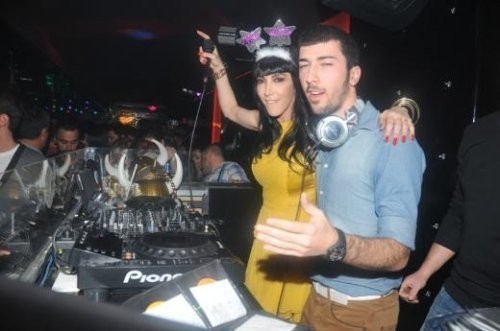 Oğlu Hande Yener'i kalbinden etti! Yapılan müdahalelere cevap vermeyince...