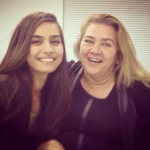 Herkes Amine Gülşe sandı ama annesiydi!