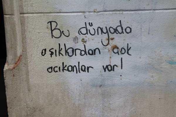 BU DUVAR YAZISI YOK ARTIK DEDİRTTİ! SİZ DE DİYECEKSİNİZ...