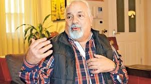 Zeki Alasya hayatını kaybetti