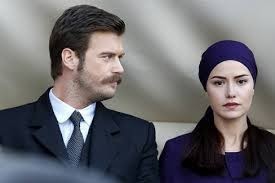 KIVANÇ TATLITUĞ FAHRİYE EVCEN'E : KULAĞINA GİTSİN ONUN KADAR…'