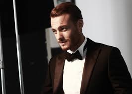 Kerem Bursin hayranları şokta!