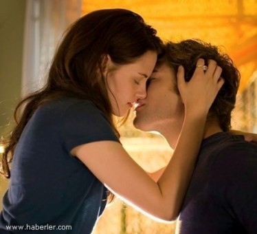 Son Öpüşmeniz Sırasında Hiç Farketmediğiniz 18 Gerçek