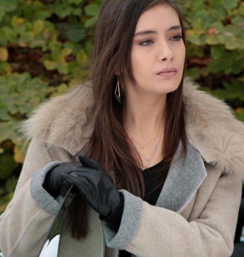 Ekranlarda Daha Güzel Görünsün Diye Bakın Ne Yaptı?