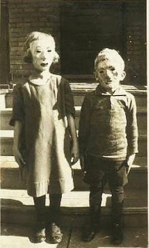 Bu Fotoğrafları Çeken Sanatçı Şu An Akıl Hastanesinde!