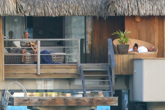 Justin Bieber çıplak yakalandı