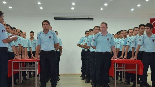 BAKANLIK ŞİMDİ AÇIKLADI... BİNLERCE ÇALIŞAN ELAMAN ALINACAK..İŞTE ŞARTLAR!!