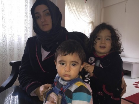 DOKTOR İNANMADI PSİKOLOJİK DEDİ AMA...  KARNINDAN ÇIKANI GÖRÜNCE BAYILDI!