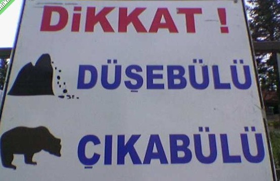 Zihin yakan uyarı levhaları!