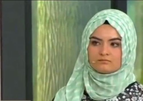Gelin adayı öyle bir şey yaptıki... Esra erol canlı yayından kovdu!