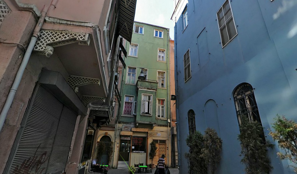 Taksim Travesti Sokağını Daha Önce Hiç Görmüş Müydünüz?